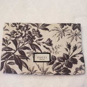 COPY - Gucci beauty bag